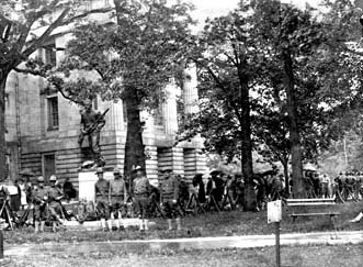 3rd Infantry Regiment on state capitol grounds May 9, 1918.
